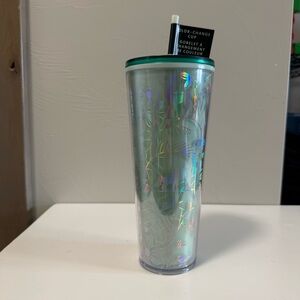 NWT Starbucks 2022 Holiday Winter Woodland‎ Color Changing Venti 24 oz Tumbler